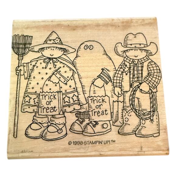 Stampin Up! Vintage 1998 Trick Or Treating Family Halloween Rubber Stamp - Picture 1 of 2